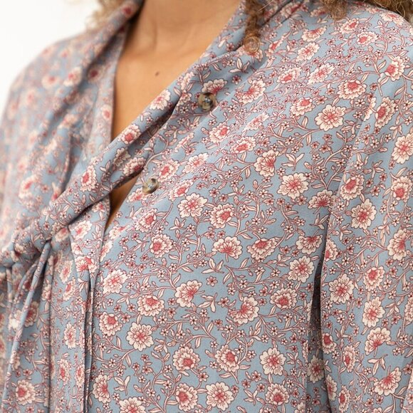 MYSTREE PRINTED BLOUSE WITH TIE NECK - Picture 6 of 6
